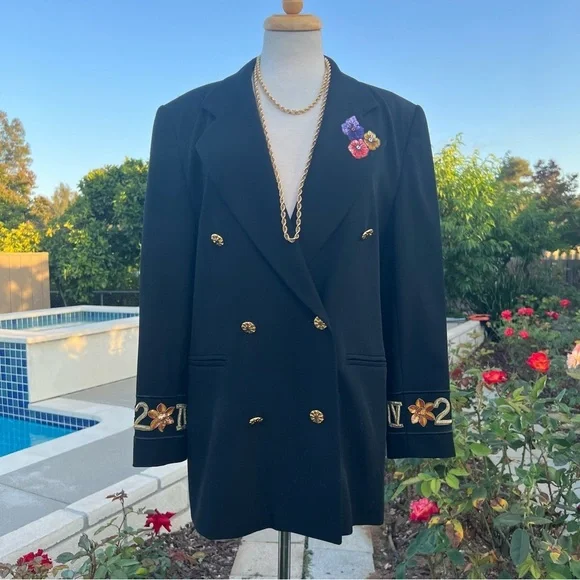 VINTAGE ESCADA Double breasted blazer|40 - Picture 10 of 15
